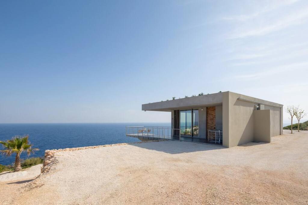 Stunning 180° Sea View Designer For Two Koríthion